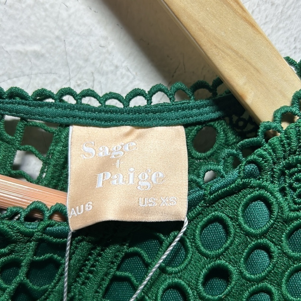 Sage + Paige Take Me To The Tropics Dress Forest Green Size XS NWT - Picture 8 of 11